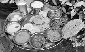 Kathiyawadi Thali