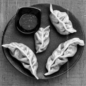 Cheesy Corn Gyoza Momos