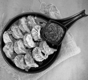 Fried veg Momos [ 5 Pieces ]