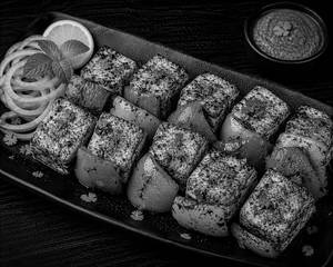 (n) Achari Paneer Tikka