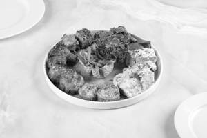 The Sial's Platter