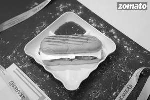 Cheese Hot Dog