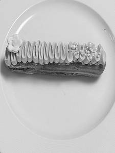 Blueberry Eclair