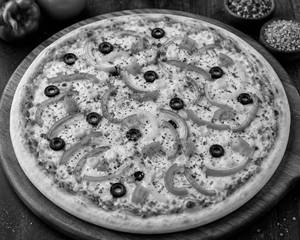 Veg Loaded Cheese Pizza
