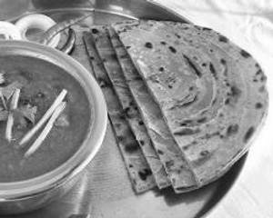Rajma + 3 butter paratha