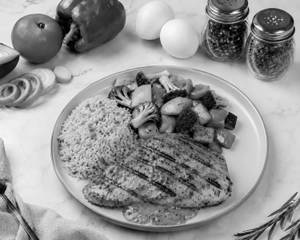 Peri Peri Grilled Chicken Breast With Brown Rice & Veggies