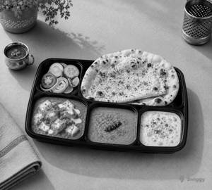 Deluxe Thali