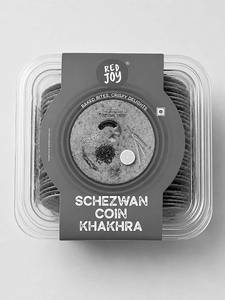Schezwan Coin Khakhra.
