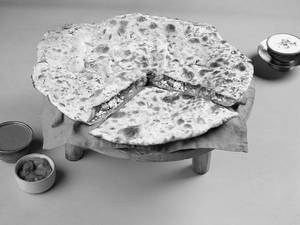 Cheese Capsicum Onion Naan