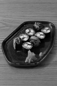Quinoa Mantis Sushi Roll