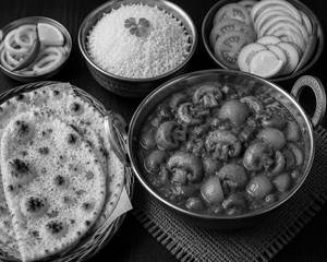 Mushroom Do Pyaaza Meal