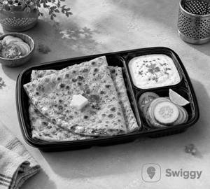 Paneer Pyaz Paratha With Dahi