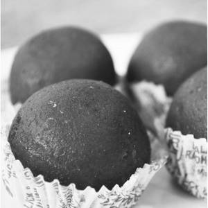 Spl Gulab Jamun Dry [online]