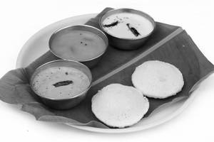 Idli With Sambhar 1 Pc