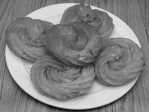 Paneer Jalebi (2 Pcs)