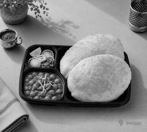 Chole Bhature [2 Bhature]( Pack Of 5)