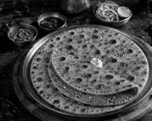 Laal Mirch Paratha