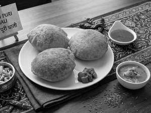 Bedmi Poori With Sabji (3 Pc)