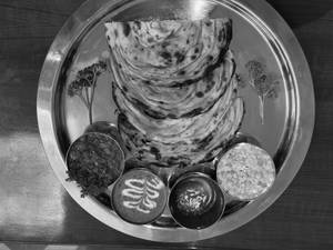 Ambarsari Thali [Serves 1]