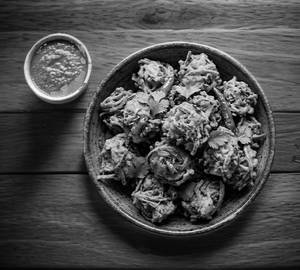 Pyaz Alu Pakoda (250 Gram)