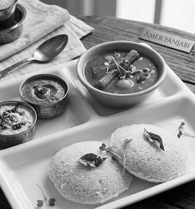 Idli Sambar(2pc)
