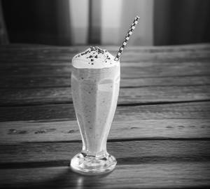 Avocado milkshake