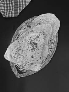 Tricone Paratha Basket (3)