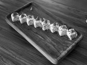Edamame Walnut Uramaki