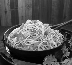 Hakka Noodles [Veg]