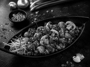 Chilli Garlic Mushroom