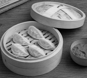 Steamed Tibetan Veg Momos (5 Pcs)