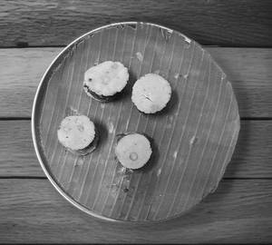 Thattu Vada