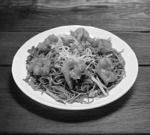 Hakka Noodles Prawns