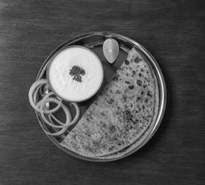 Aloo Paratha with Curd