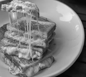 Cheese grilled sandwich