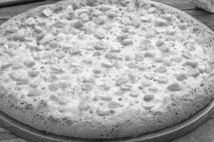 Single Topping Pizza Corn