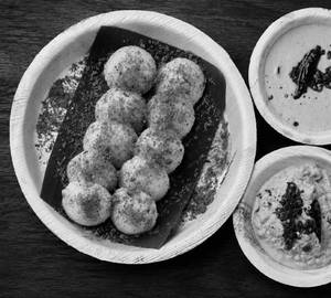 Ghee podi button idly