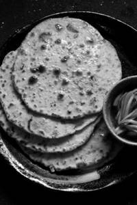 Onion Missi Roti