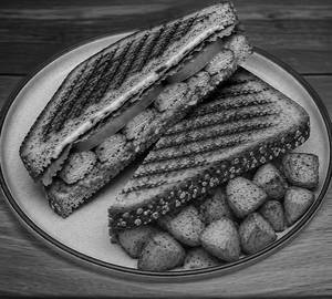 Grilled Chicken And Avocado Sandwich
