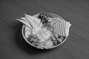 Creamy Hummus Bowl