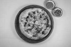 Pesto Chicken Pizza
