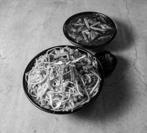 Veg manchurian noodles