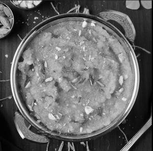 Live Sooji Halwa
