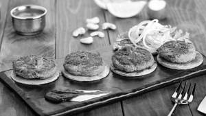 Subz Galouti Kebab (5 Pcs)