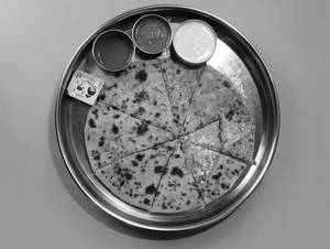 1. Paneer Paratha single with 100 g dahi (Regular)