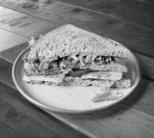 Green Garden Club Sandwich