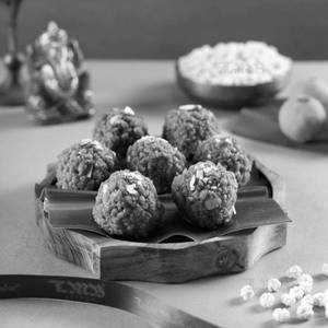 Doodh Nukti Laddu