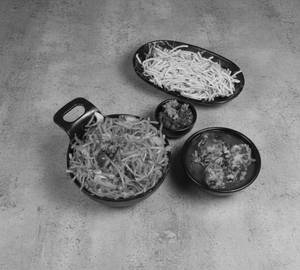 Veg triple schezwan noodles