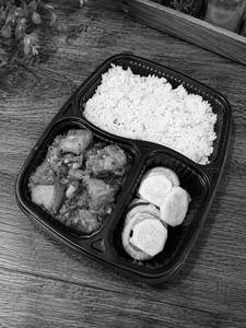Rice bamboo shoot pork platter