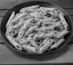 Red sauce pasta